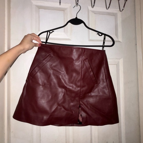 Mini skirt Wine colour - Picture 1 of 5